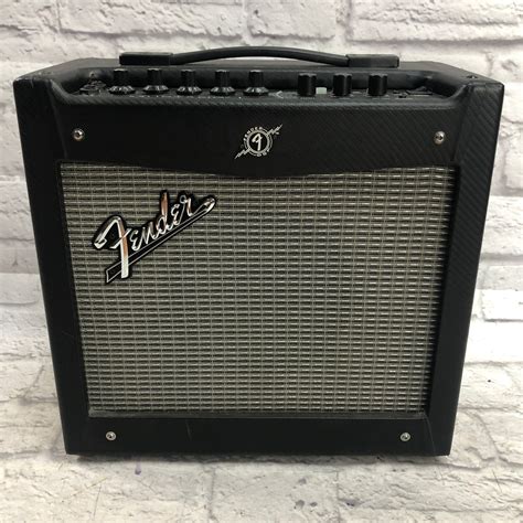 fender mustang 1 modeling amp.